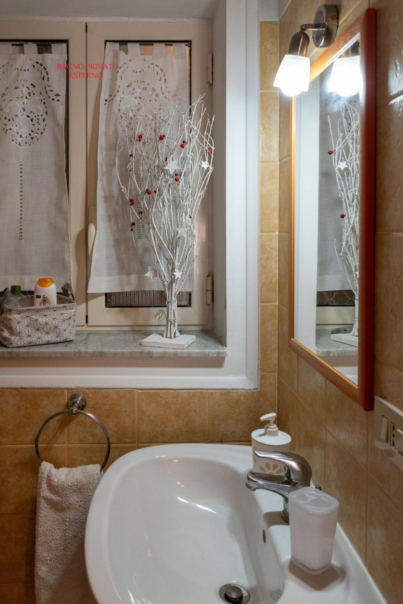 Nuovo Cortile Palermo Bed And Breakfast ภายนอก รูปภาพ